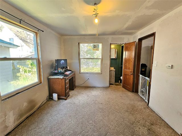 1506 8th Avenue SE, Cedar Rapids, IA 52403