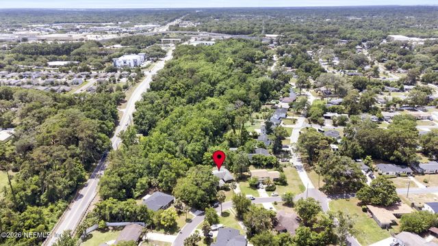 1215 LAMANTO Avenue E, Jacksonville, FL 32211