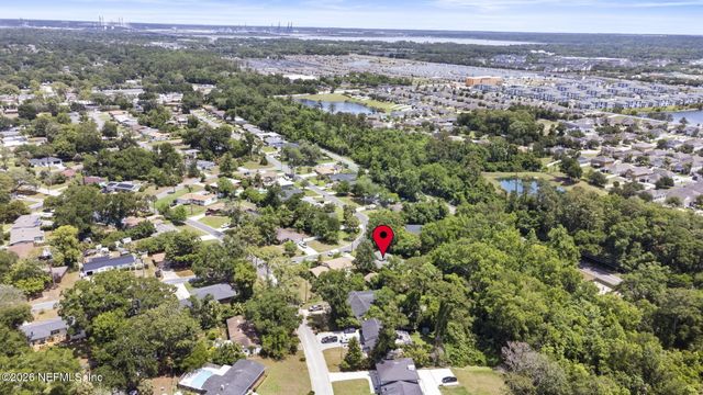 1215 LAMANTO Avenue E, Jacksonville, FL 32211