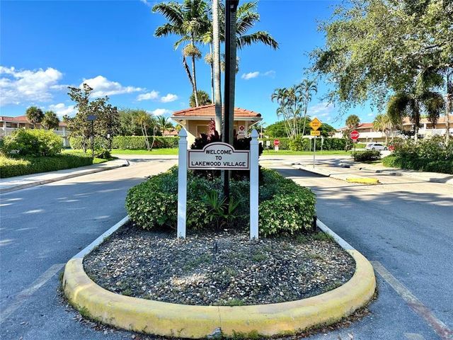 9948 Twin Lakes Dr 34-C, Coral Springs, FL 33071