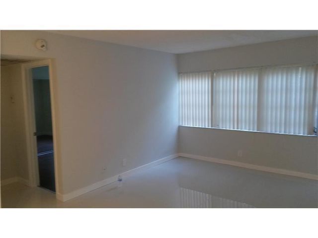 9948 Twin Lakes Dr 34-C, Coral Springs, FL 33071