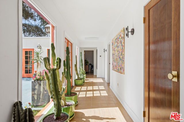 2011 Mar Vista Avenue, Altadena, CA 91001