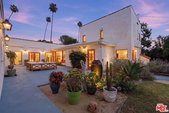 2011 Mar Vista Avenue, Altadena, CA 91001