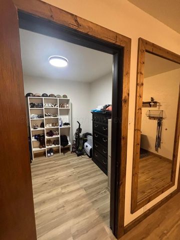 15987 Farm To Market Road 164, Childress, TX 79201