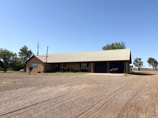 15987 Farm To Market Road 164, Childress, TX 79201