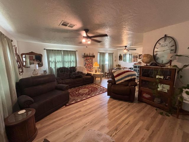 15987 Farm To Market Road 164, Childress, TX 79201