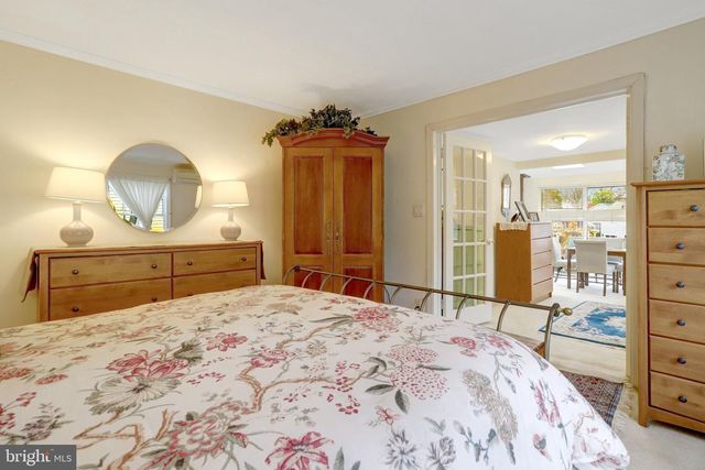 123 N EDGEWOOD ST, Arlington, VA 22201