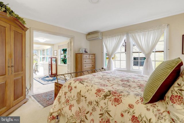 123 N EDGEWOOD ST, Arlington, VA 22201