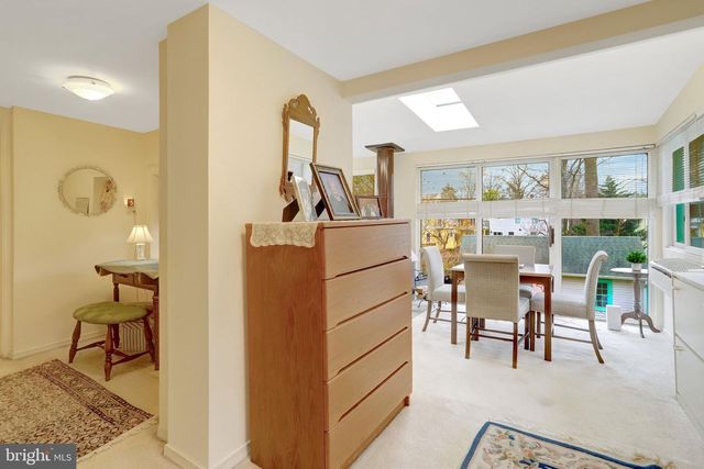 123 N EDGEWOOD ST, Arlington, VA 22201