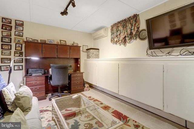 123 N EDGEWOOD ST, Arlington, VA 22201