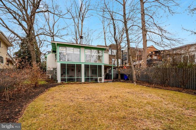 123 N EDGEWOOD ST, Arlington, VA 22201