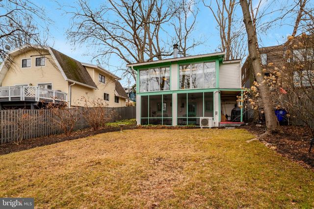 123 N EDGEWOOD ST, Arlington, VA 22201