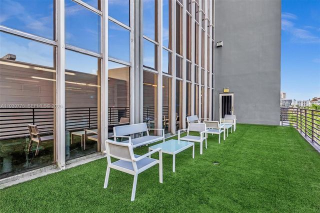 1680 Michigan Avenue, Miami Beach, FL 33139