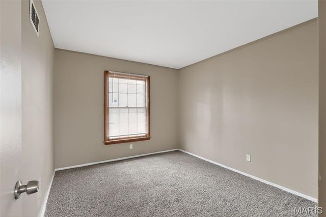 1310 Petite Drive, St Louis, MO 63138