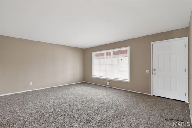 1310 Petite Drive, St Louis, MO 63138