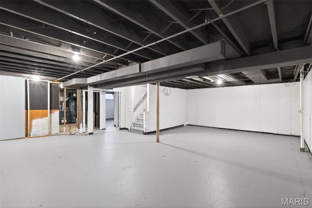 1310 Petite Drive, St Louis, MO 63138