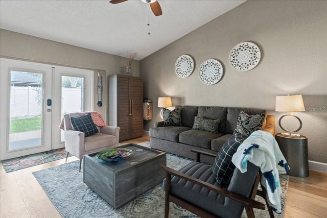 9811 SIR FREDERICK STREET, Tampa, FL 33637