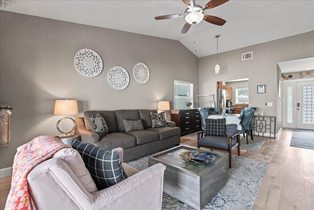 9811 SIR FREDERICK STREET, Tampa, FL 33637