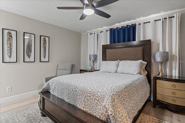 9811 SIR FREDERICK STREET, Tampa, FL 33637