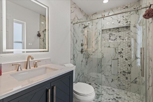 9811 SIR FREDERICK STREET, Tampa, FL 33637