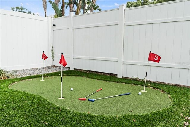 9811 SIR FREDERICK STREET, Tampa, FL 33637