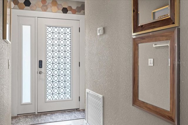 9811 SIR FREDERICK STREET, Tampa, FL 33637