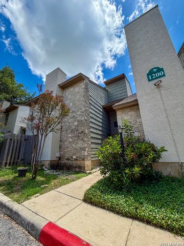 14122 Churchill Estates Blvd Apt 1201, San Antonio, TX 78248