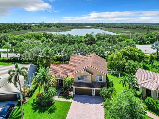 1342 NW 195th Avenue, Pembroke Pines, FL 33029