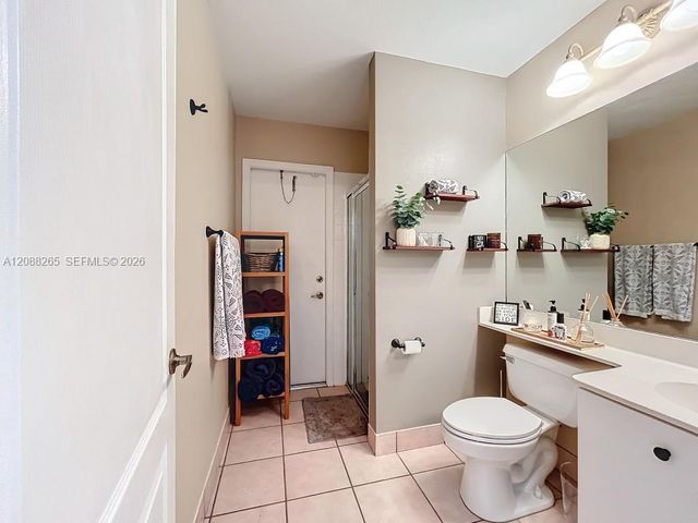 1342 NW 195th Avenue, Pembroke Pines, FL 33029