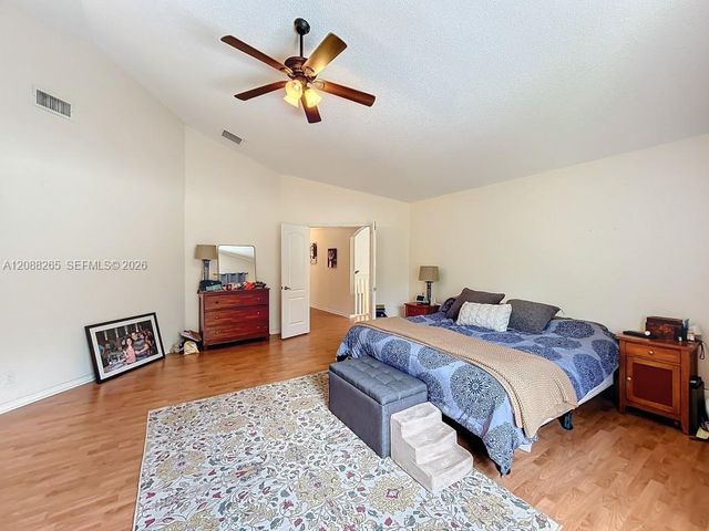 1342 NW 195th Avenue, Pembroke Pines, FL 33029