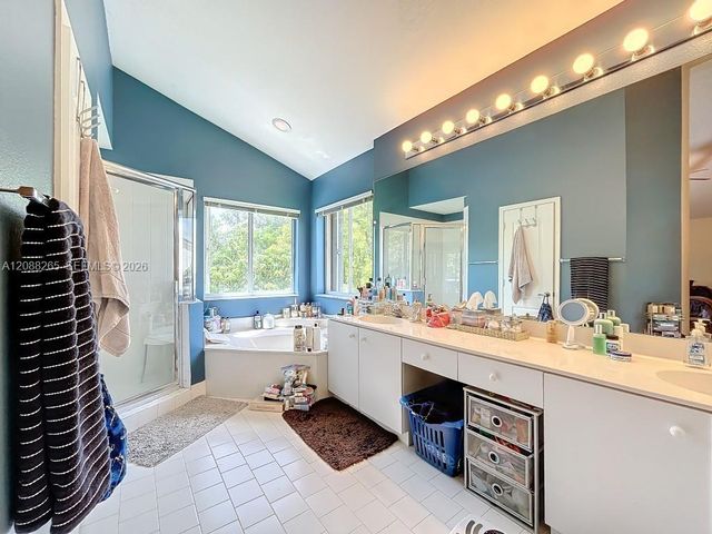 1342 NW 195th Avenue, Pembroke Pines, FL 33029