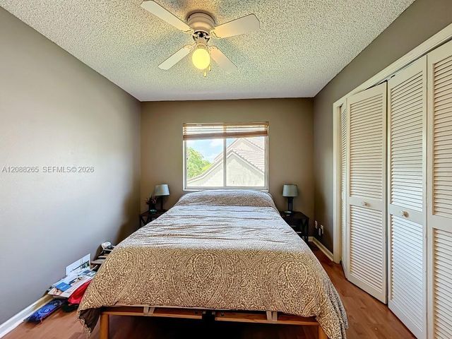 1342 NW 195th Avenue, Pembroke Pines, FL 33029