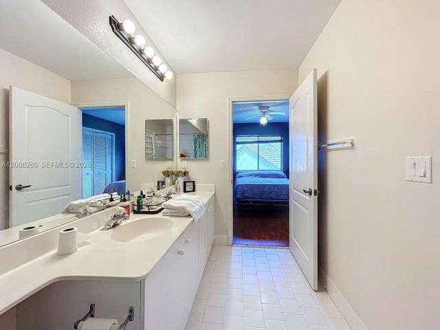 1342 NW 195th Avenue, Pembroke Pines, FL 33029