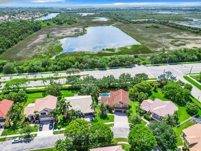 1342 NW 195th Avenue, Pembroke Pines, FL 33029