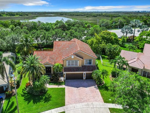 1342 NW 195th Avenue, Pembroke Pines, FL 33029