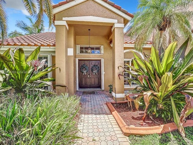 1342 NW 195th Avenue, Pembroke Pines, FL 33029