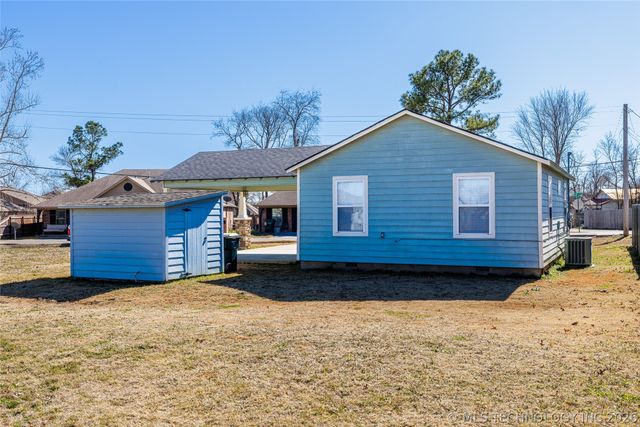 614 E 5th Street, Claremore, OK 74017