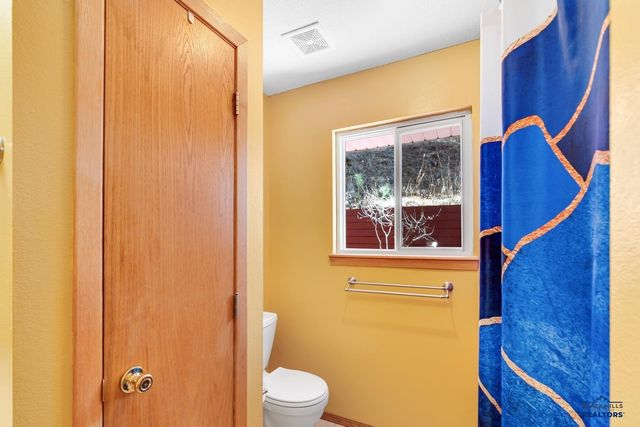 7802 OKPEALUK, Rapid City, SD 57702