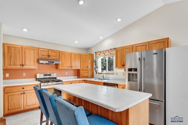 7802 OKPEALUK, Rapid City, SD 57702