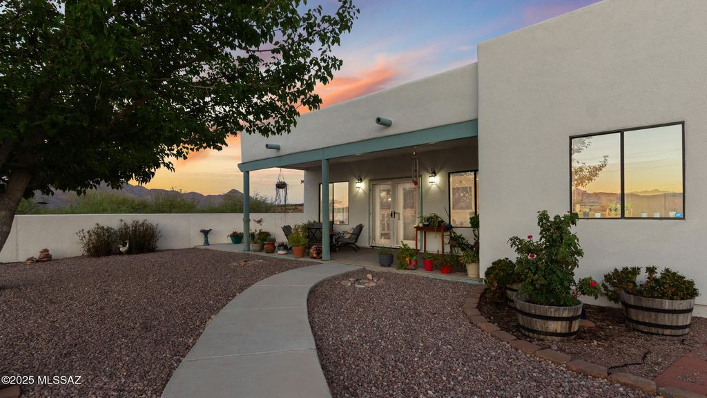641 Calle Lukas, Rio Rico, AZ 85648