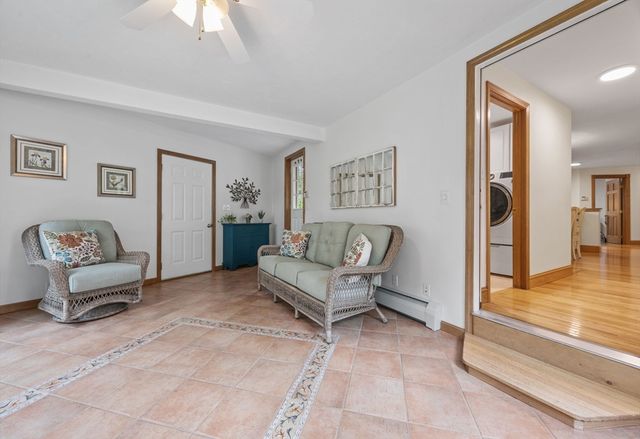 83 Micajah Pond Rd, Plymouth, MA 02360