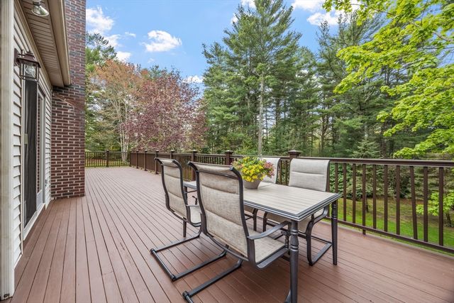 83 Micajah Pond Rd, Plymouth, MA 02360