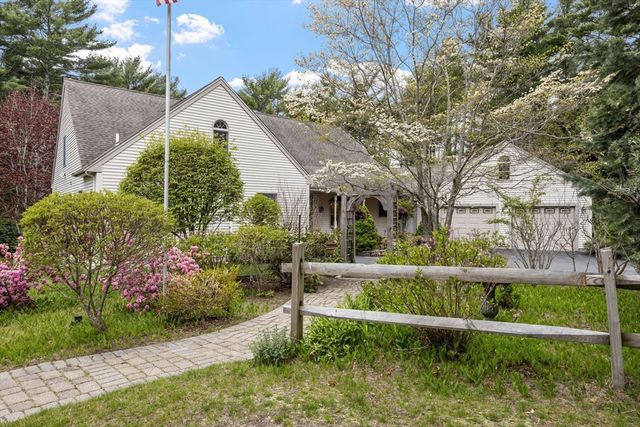 83 Micajah Pond Rd, Plymouth, MA 02360