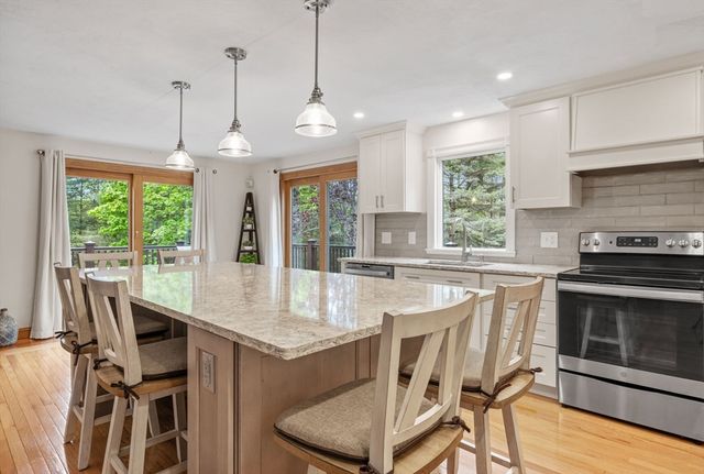 83 Micajah Pond Rd, Plymouth, MA 02360