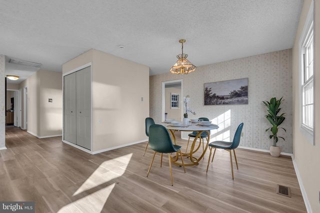 15 EFLAND LN, Willingboro, NJ 08046