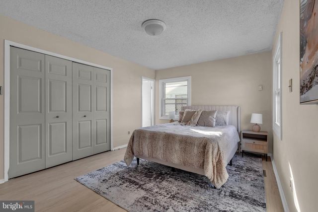 15 EFLAND LN, Willingboro, NJ 08046