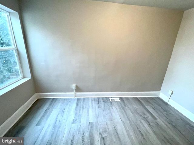 2203 N PINE ST, Wilmington, DE 19802