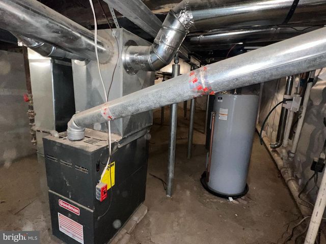 2203 N PINE ST, Wilmington, DE 19802