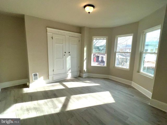 2203 N PINE ST, Wilmington, DE 19802