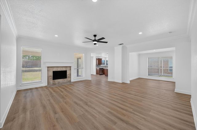 431 Nutmeg, Burleson, TX 76028